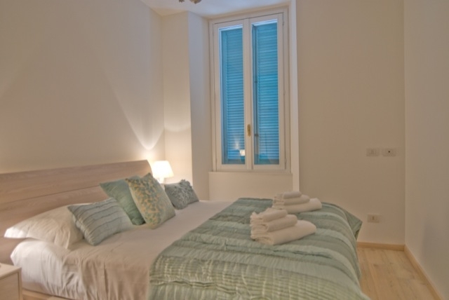 master bedroom overlooking lake