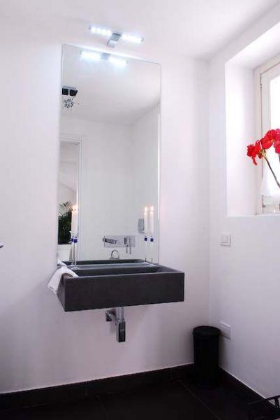 ground floor cloak room