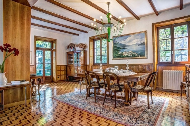 Lussuosa Villa Oliveto Lario Fronte Lago RIf.LC151.--68_rid