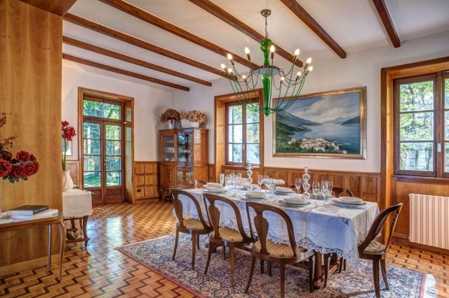 Lussuosa Villa Oliveto Lario Fronte Lago RIf.LC151.--81_rid