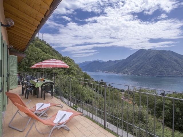 panoramic & spacious wrap-around balcony